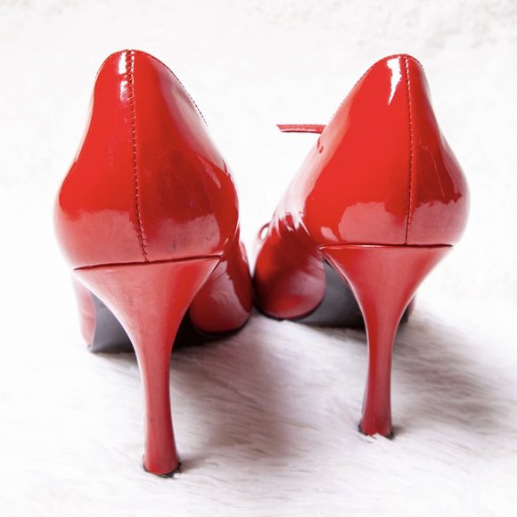 Guess Red open toe heels with buckle strap - Picture 8 of 8
